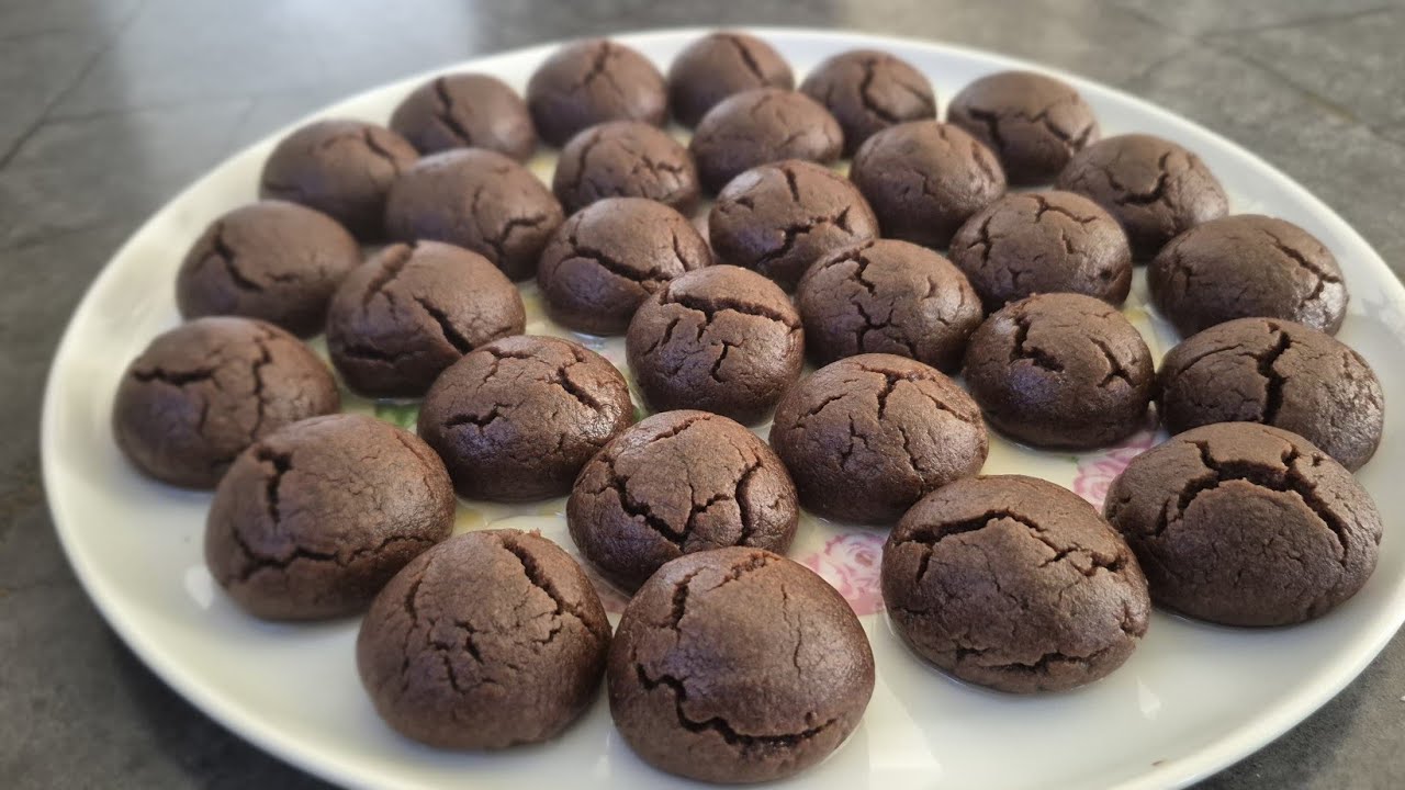 Çatlak kurabiye tarifi 🍪çayınızın yanında 👌 misafirlerinize ikralık👍 harika bir lezzet 