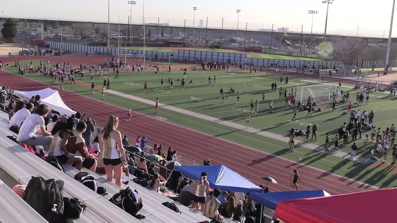 Freshman Girls 4x200m Finals