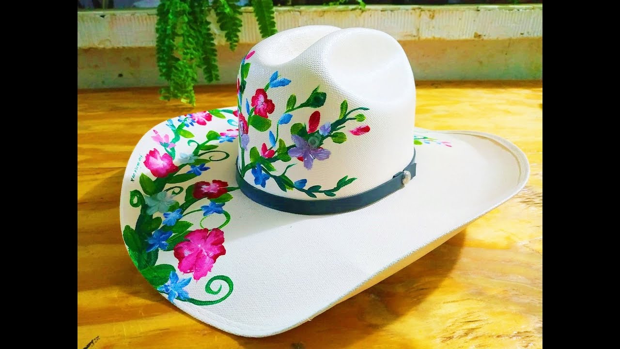 #Nuevo look a mi sombrero #DIY #Sombrero vaquero pintado con flores