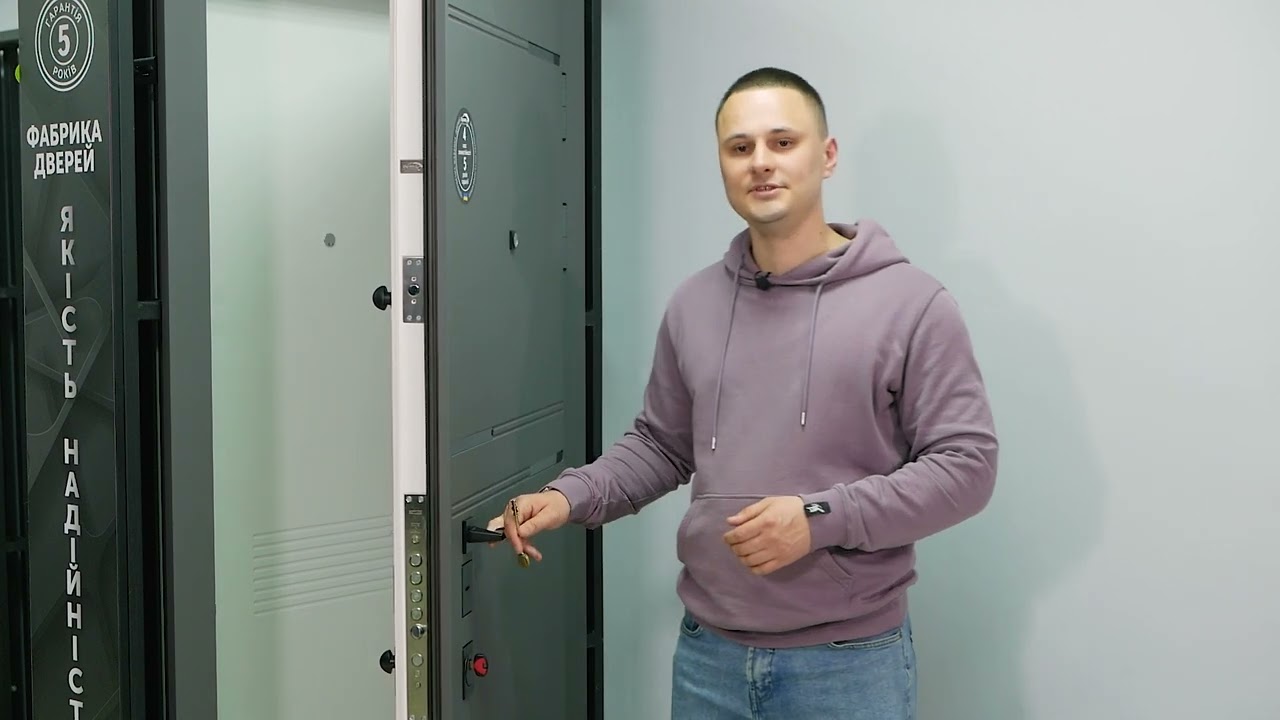 Вхідні двері Булат TermoMegapolis 528