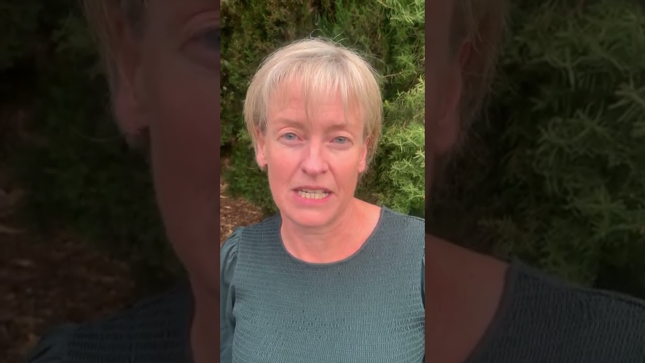 Dr Julie Sladden