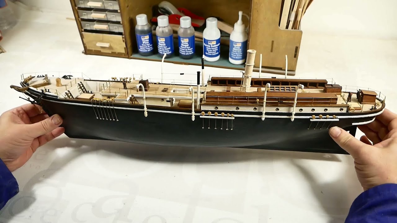 DECK 48- How to ages the hull, place the anchors and place parts. ENDURANCE - Naval Modeling