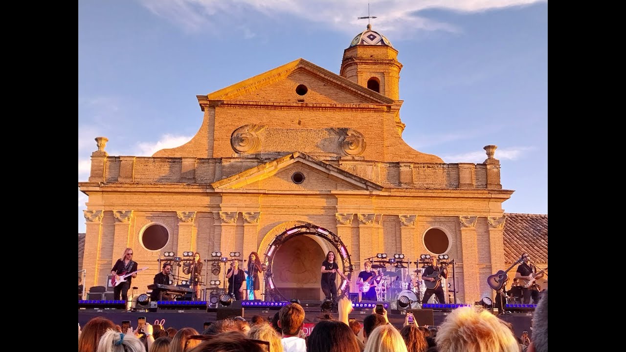 Malú enamora en el cierre del Sonna