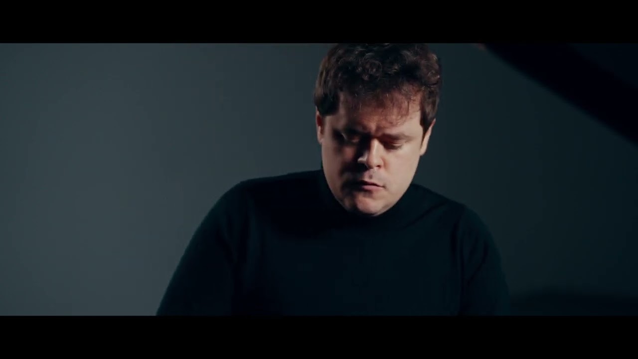 Benjamin Grosvenor - Chopin: Piano Sonata No 3 in B Minor, Op 58 - 2: Scherzo (Official Music Video)