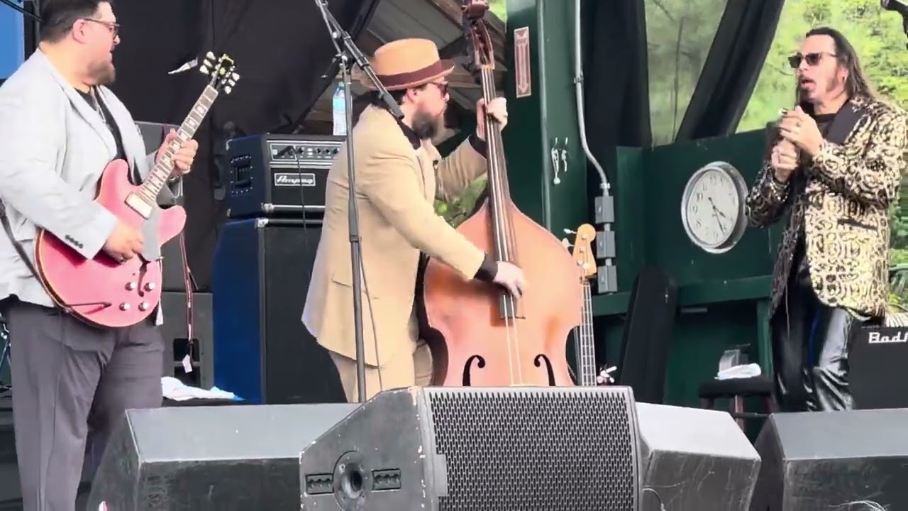 The Nick Moss Band ft. Dennis Gruenling - The Bait in the Snare