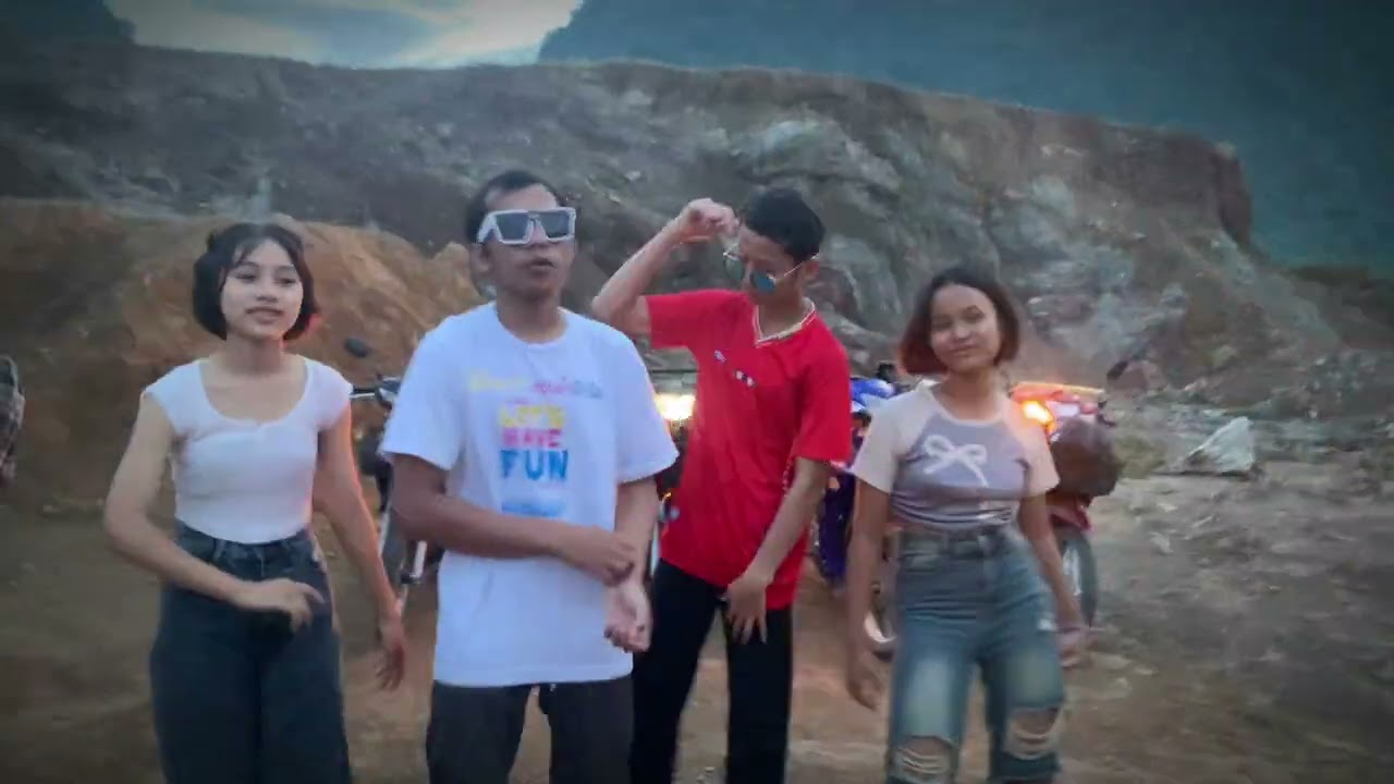 Tanawat _x Lee La Lee La x(MV officer) Mp4..