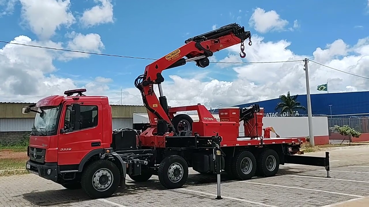 Apresentação PK42502 e montagem do guincho de cabo, caminhão Mercedes Benz atego 3330 8x4.