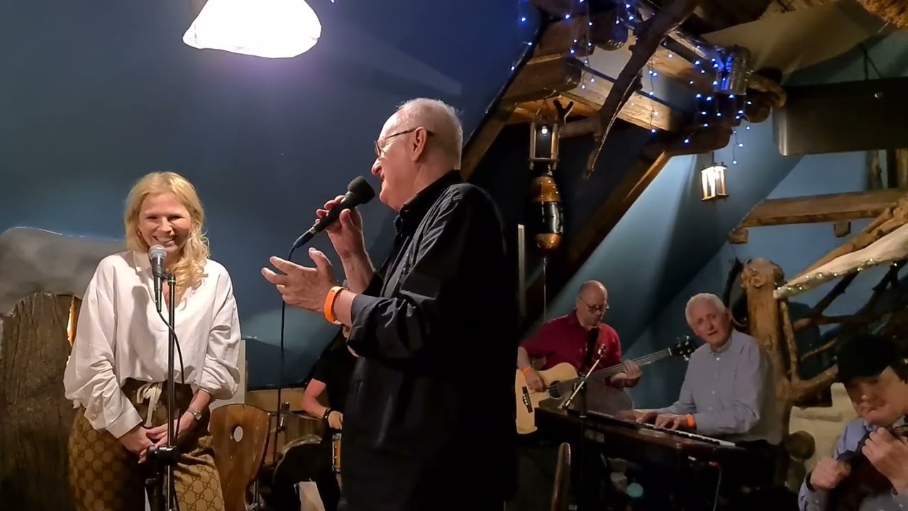 Anna Jurksztowicz, Jacek Cygan, S.Szyciński, M.Sprutta, K.Dobrowolski Jesienne liście Autumn Leaves