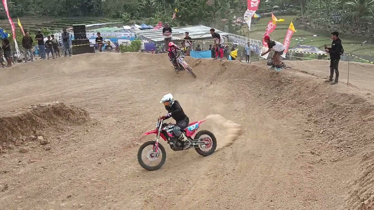 kls FFA wanita grasstrack Wadaslintang#grasstrack Indonesia#