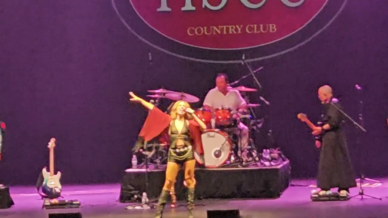 Hindley Street Country Club Melbourne 8th November 2025 Edge of 17