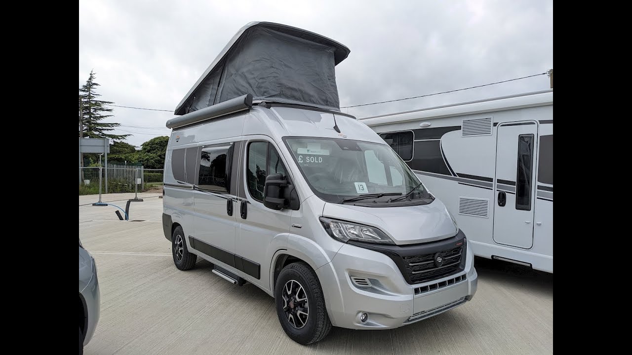 Compact 5.40m Motorhome CARADO CV540 Poptop Edition 15 2022 CAMPERVAN CRANHAM LEISURESALES LTD