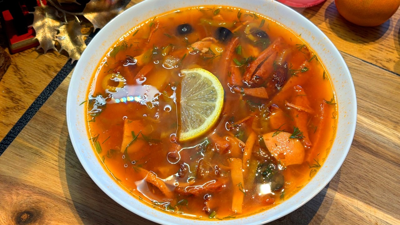 😋 Unglaublich lecker! Die beste Suppe nach einer Feier | Russische Soljanka einfach & schnell 🍲