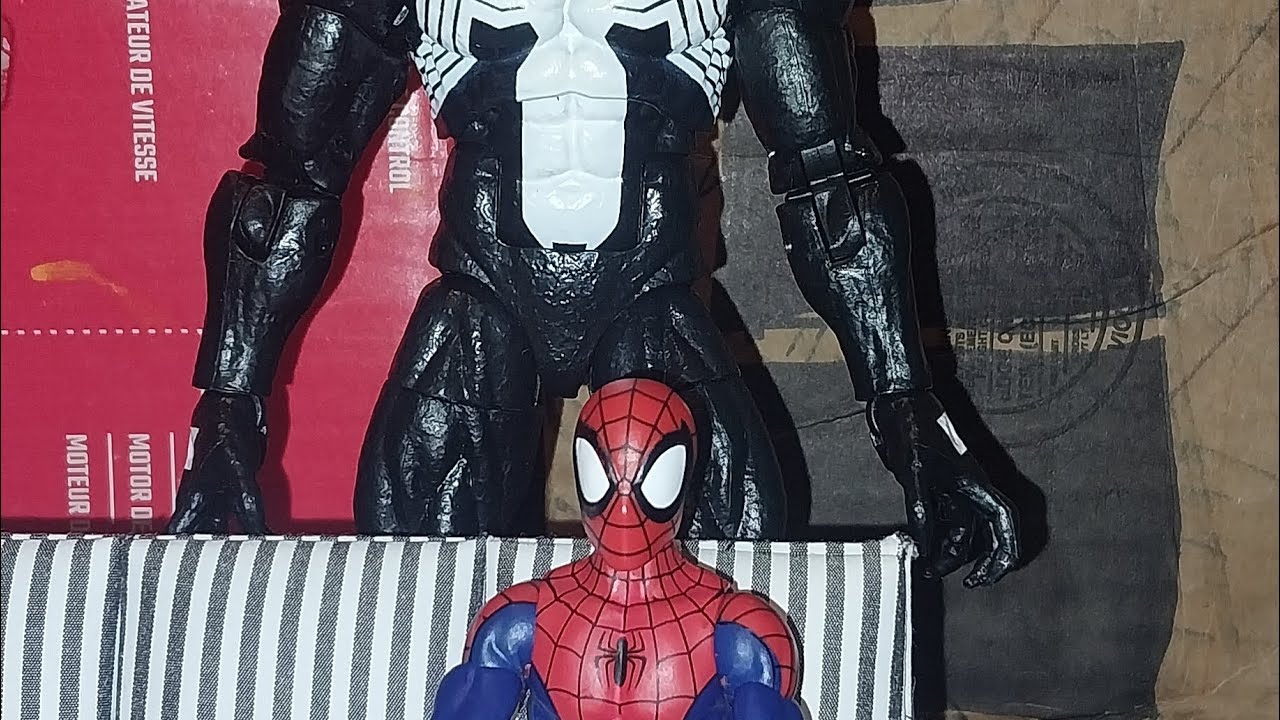 Bro was not ready for those 19 inches of venom 😭😭☠️