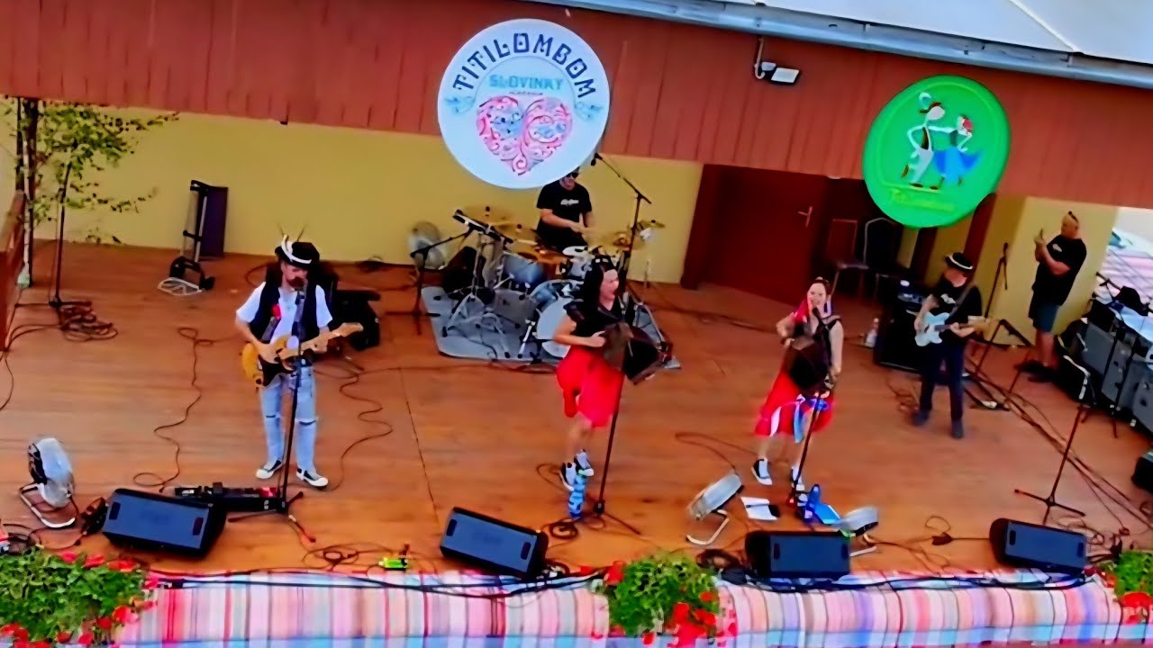 Sestry Bacmaňákové a Zbojná - zabijem, zabijem (Slovinky live) #titilombom #festival
