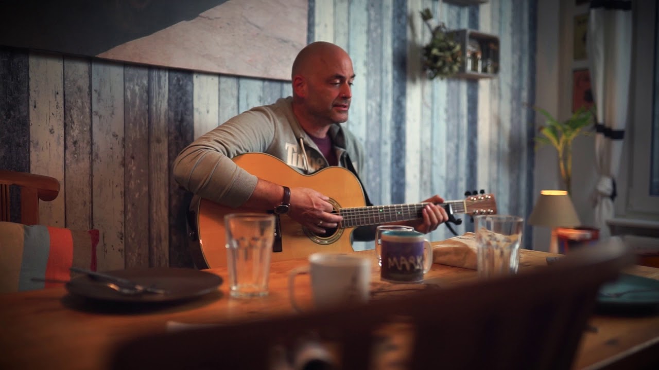 Mark Bennett - Acoustic medley