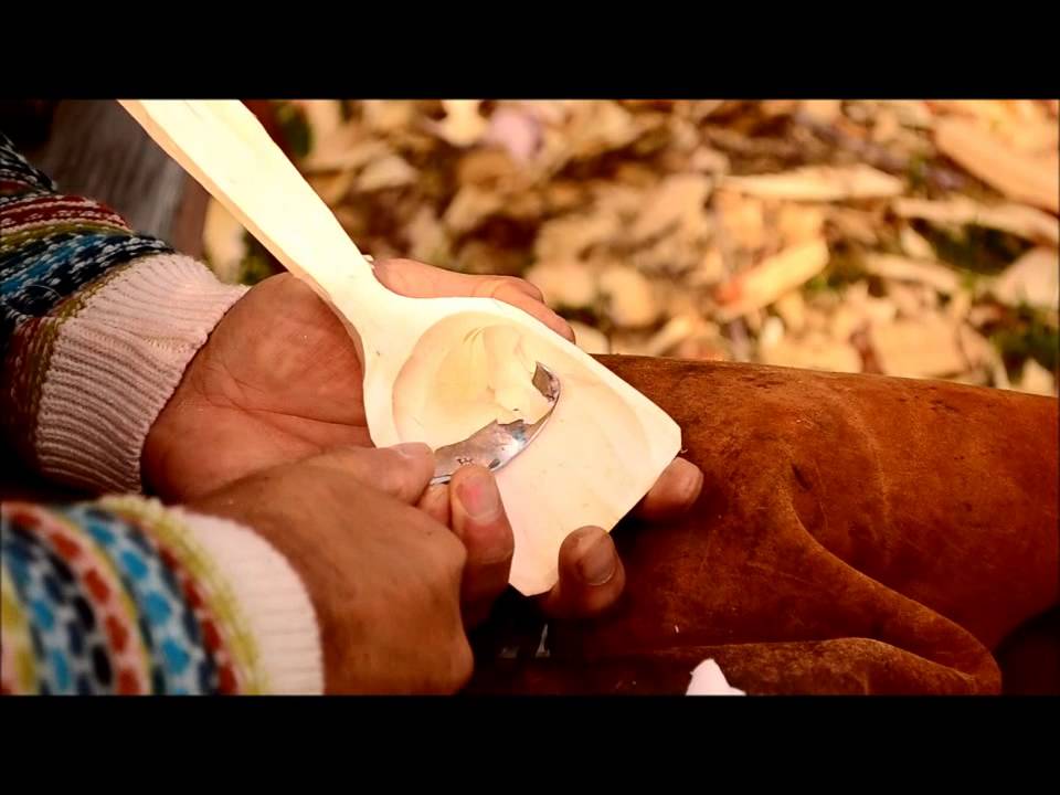 Carving spoon