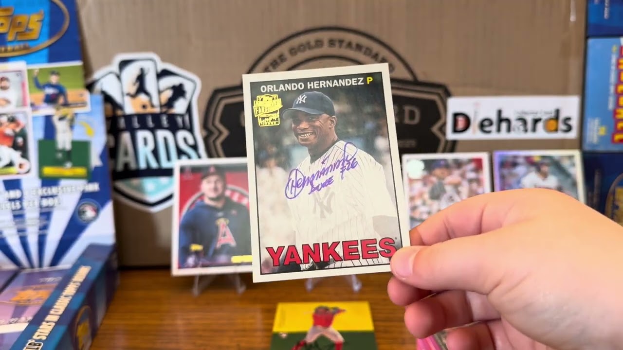 2025 Topps Archives Hobby (1 из 2) (2 автографа, полюбившихся фанатам: Aqua/75, Rainbow/149 и Ima...