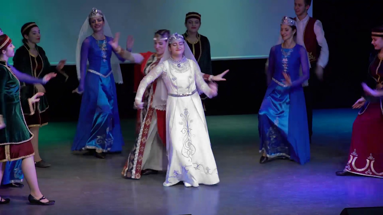 Hayrenik - Mokac harsner