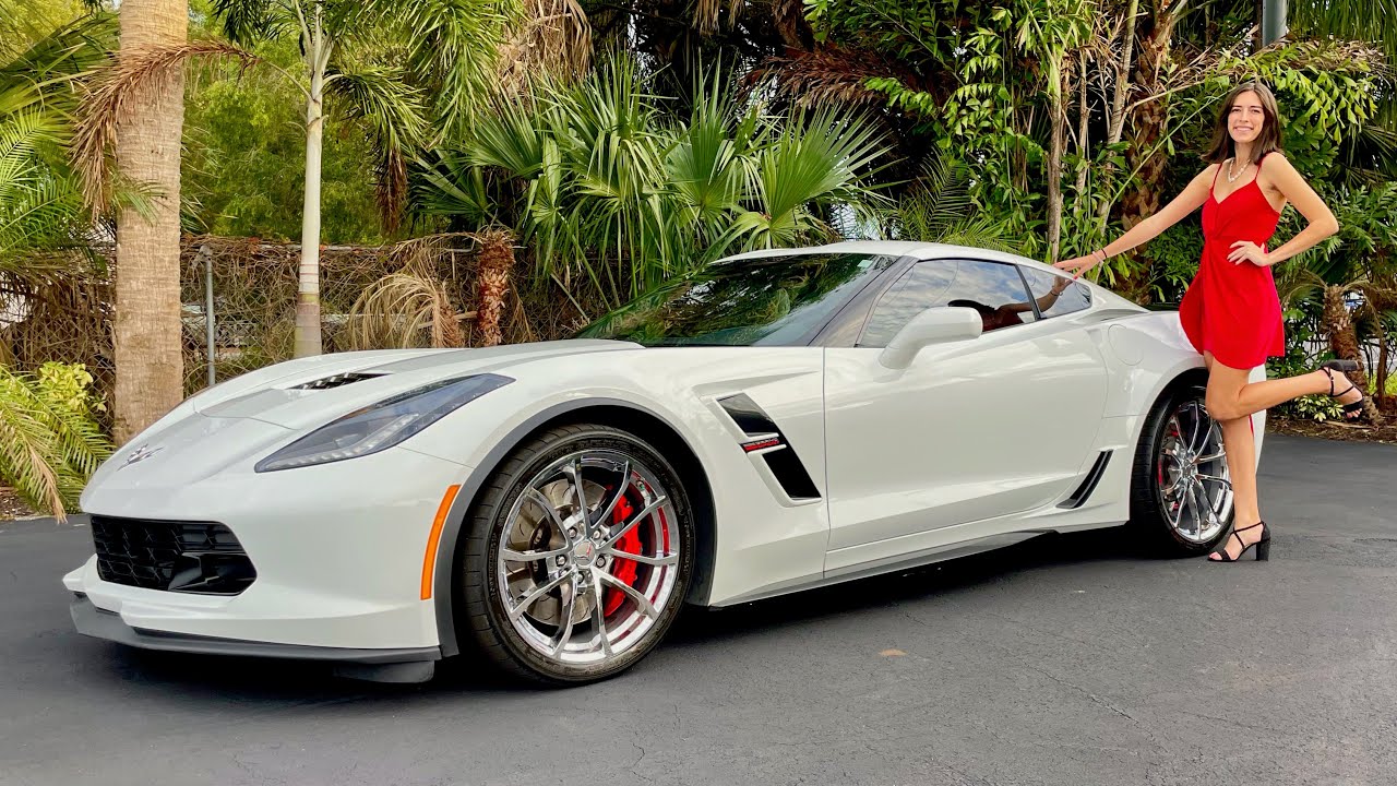 2018 Chevrolet Corvette Grand Sport (C7) - 6.2L V8, 0-60 in 3.6s, Top Speed 180mph