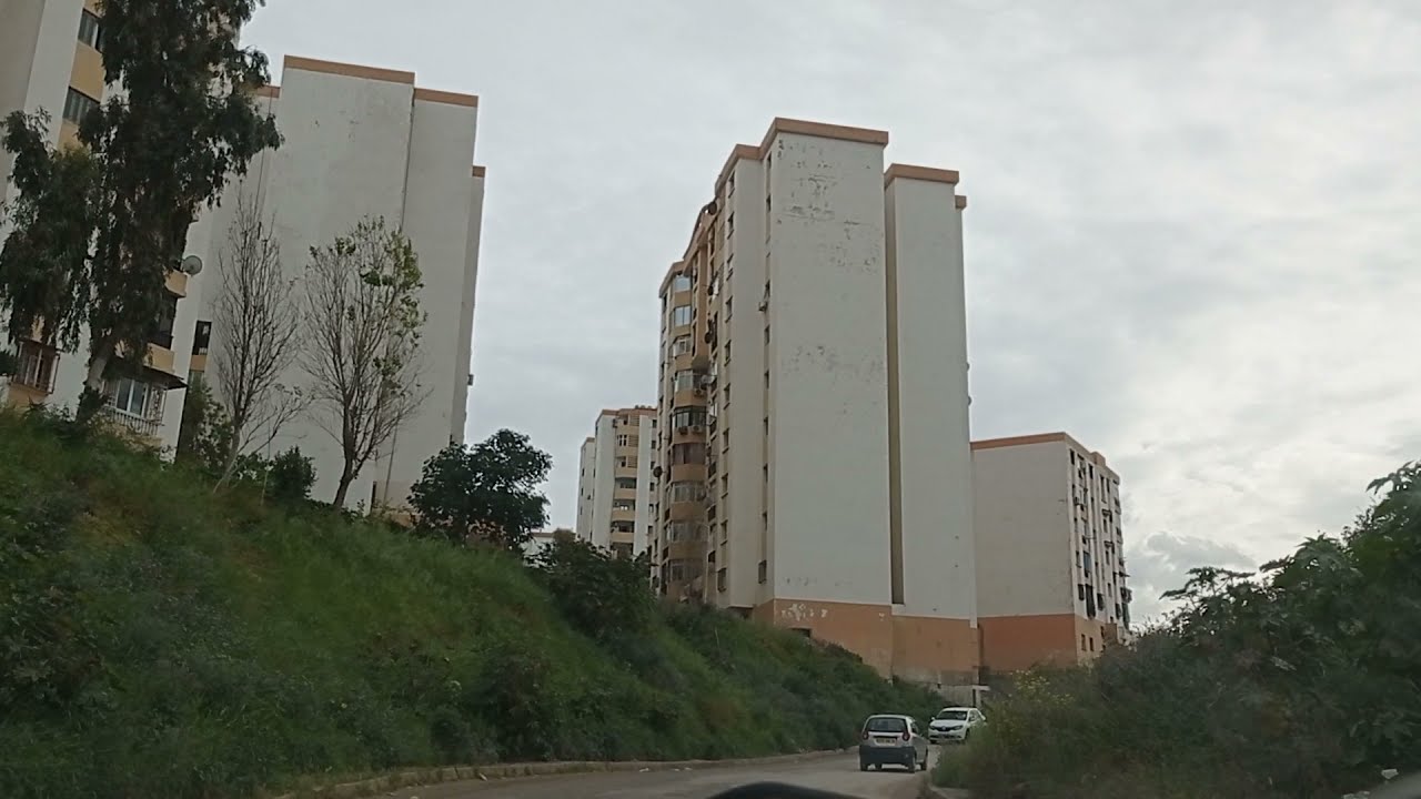 Driving in Algiers - From Bachdjarah to Hussein Dey