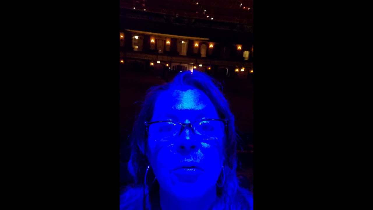 Welcome To The Chicago Theatre
