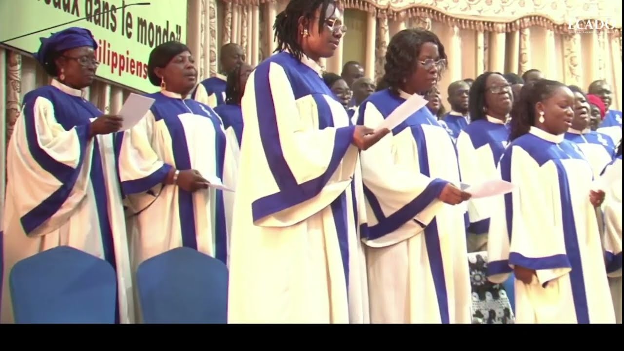 Venez Chrétiens  Chantons.  |  Chorale Mixte ECADO