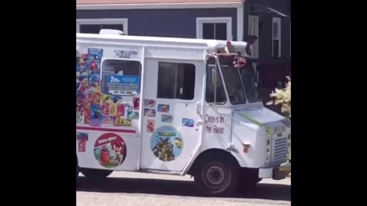 Chris’s Ice Cream Truck playing The Entertainer on Digital II but in different pitches