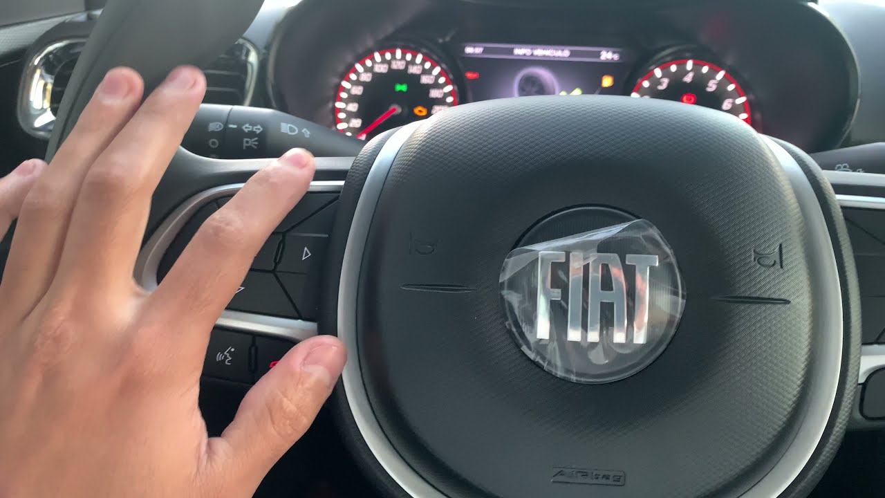 Fiat Cronos 1.8 Precision Pack Style AL ROJO VIVO DOBLE!✌🏻
