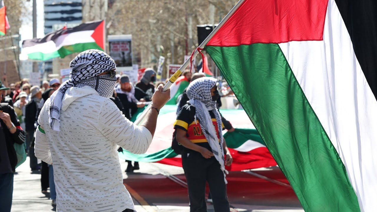 &lsquo;We are sick to death of it&rsquo;: Pro-Palestine protest fatigue mounts in Melbourne
