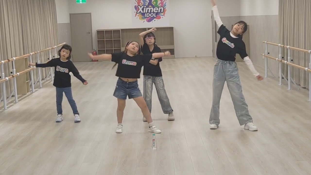 1150211西門IDOL(舞者：Dora、Emma、Winnie、Queenie)