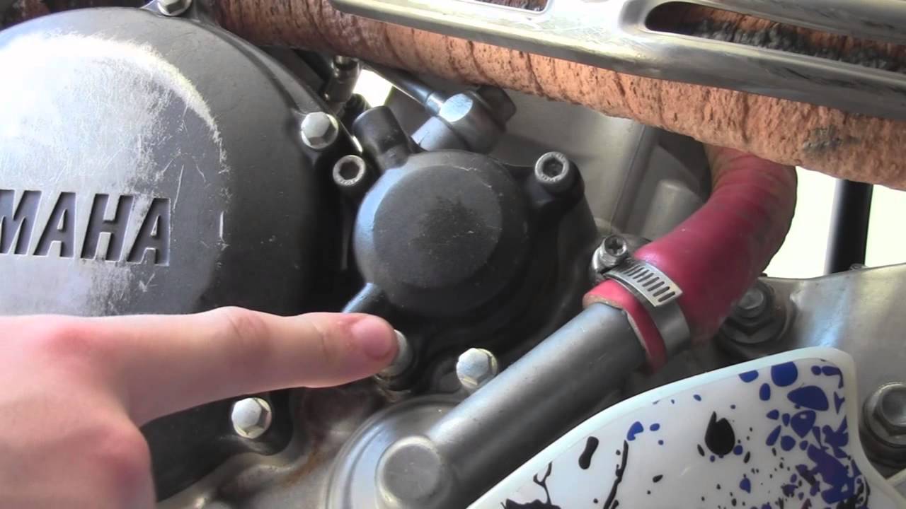 YZ250F Oil and Oil Filter Change (Demonstration on 2008 Model)
