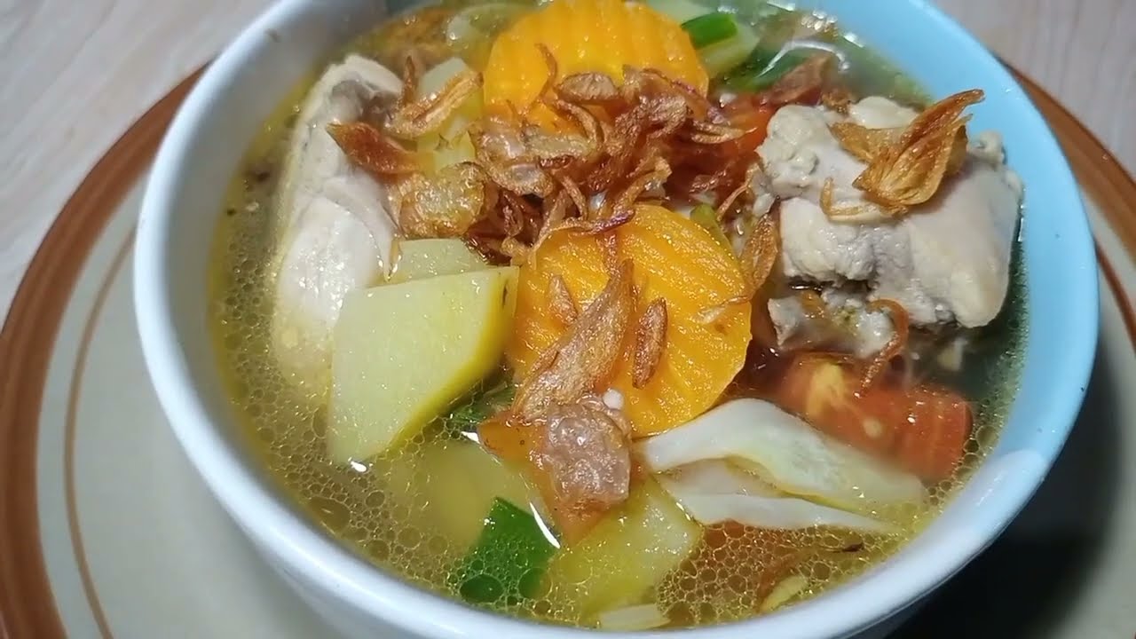 Sup ayam  bumbu iris simpel enak cocok untuk berbuka puasa atupun  sahur 