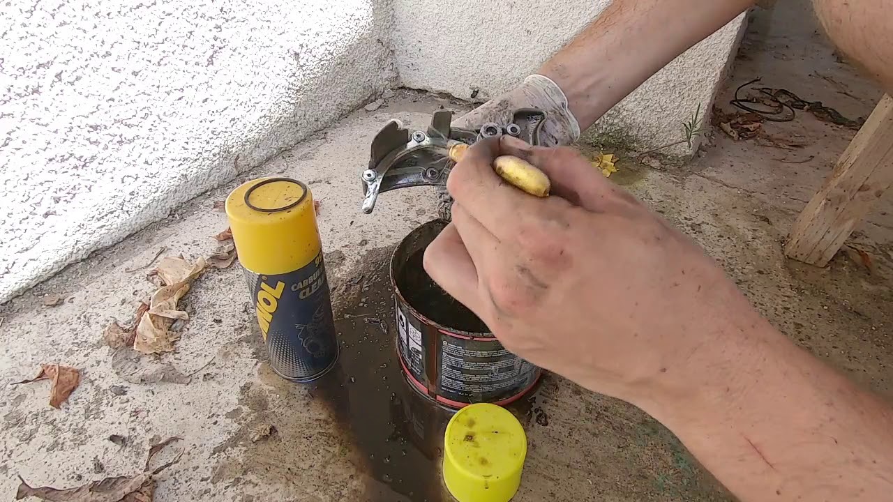Aprilia Shiver Chain and Sprocket Change ( Part 1)