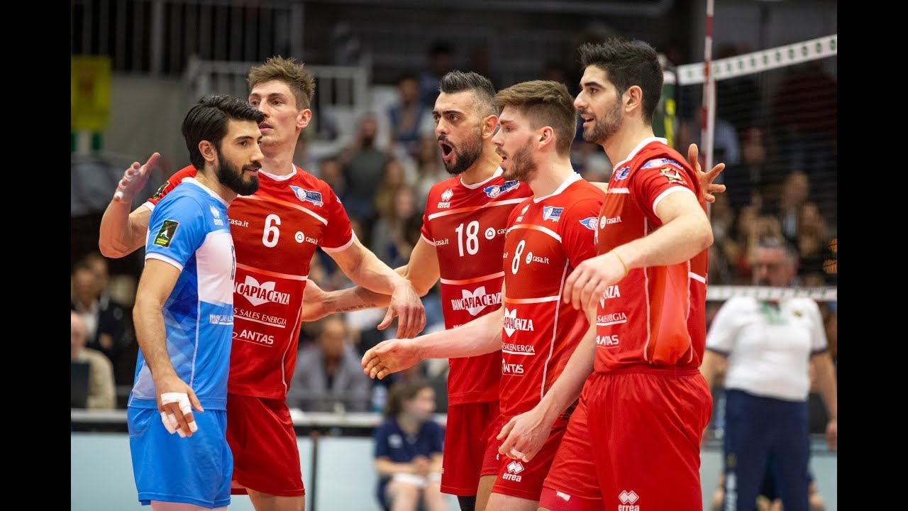 #Pallavolo A2 maschile PO finale gara3 - Piacenza-Bergamo 3-2: highlights