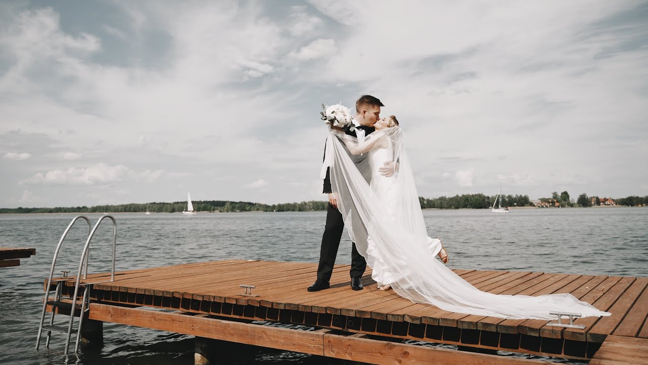 Robert's Port Hotel // Mikołajki // teledysk ślubny