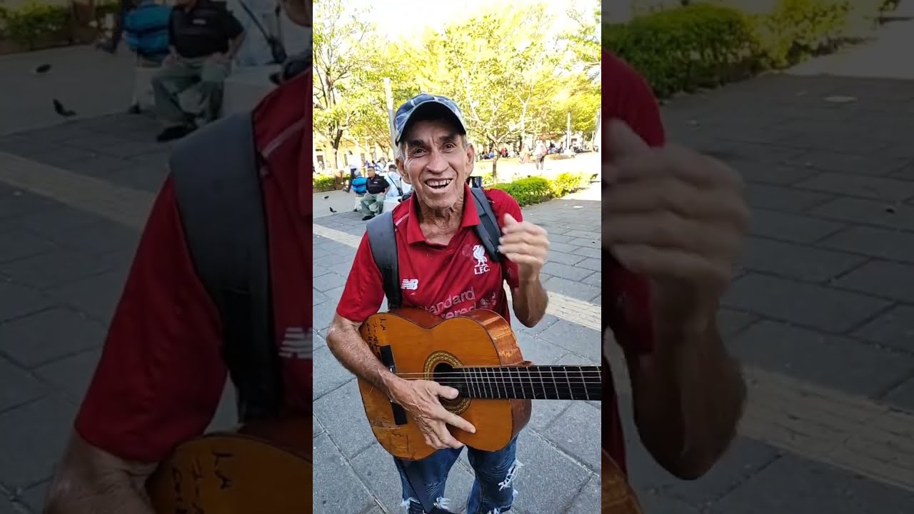 ROCKY Y DIMAS EL SALVADOR  está en vivo