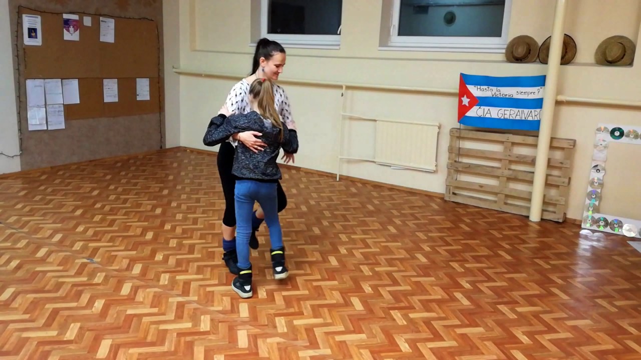 Mom and daughter dancing Ghetto Zouk