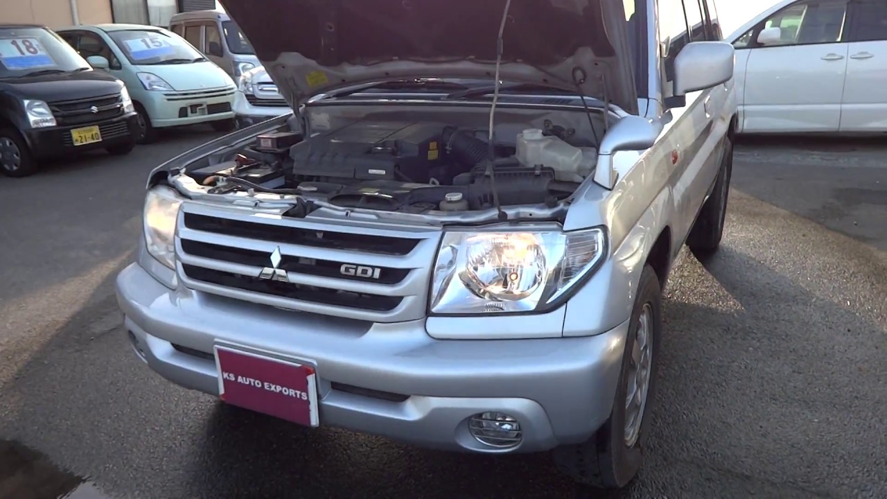 KS AUTO EXPORTS Mitsubishi Pajero IO Silver 5282