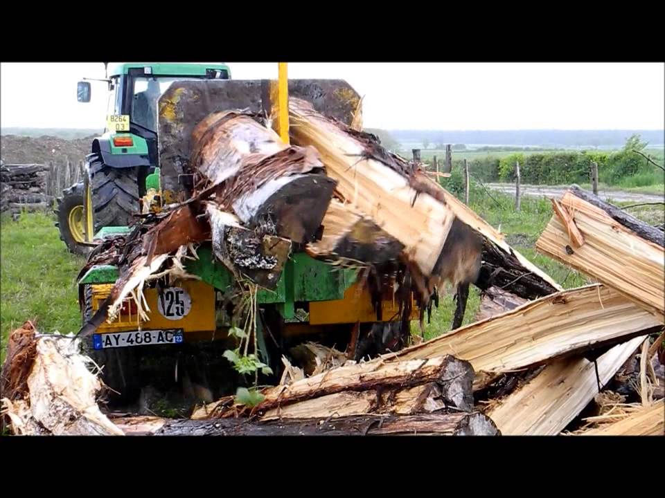 Une fendeuse de 100 t