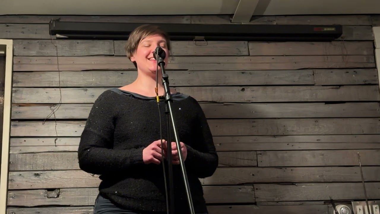 Agnes Hvizdalek - solo voice - at Record Shop - March 29 2023