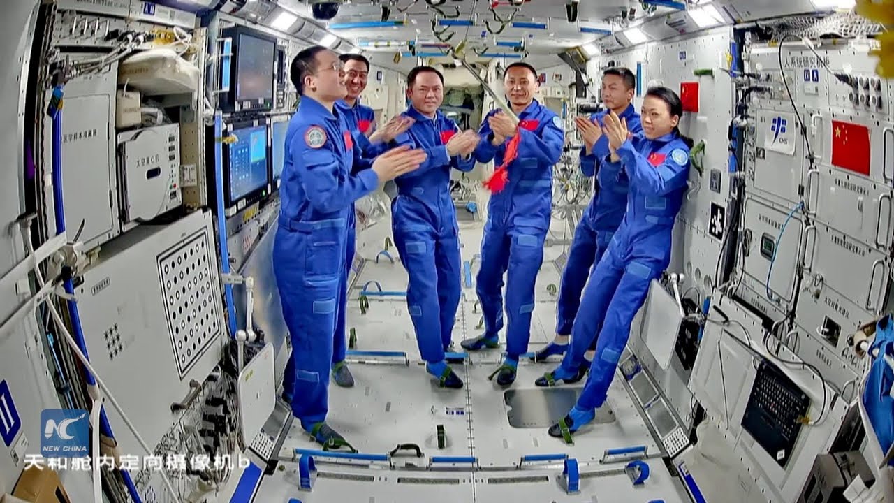 China's Shenzhou-21 astronauts complete handover, ready for returning to Earth soon