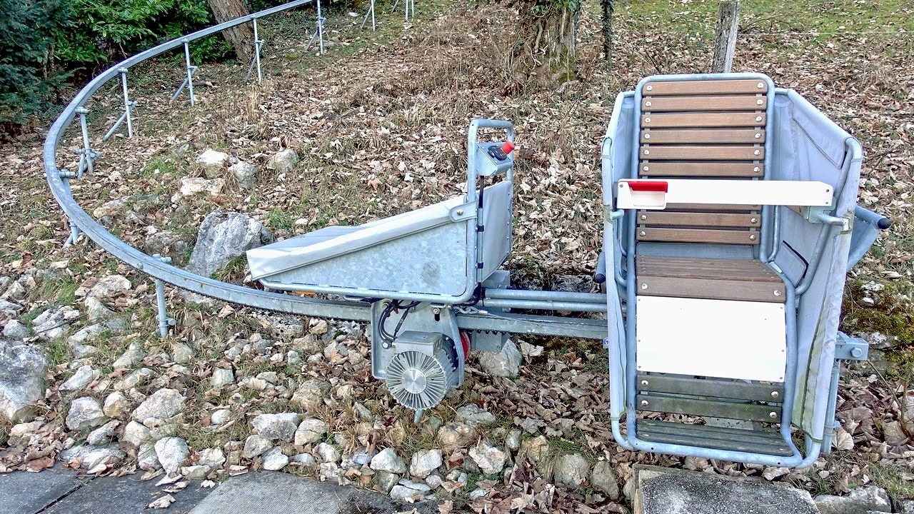 Monorack - Zahnradbahn in Biel Schweiz