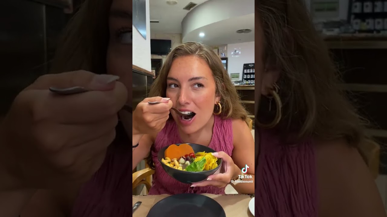 probando comida peruana en Espa&ntilde;a