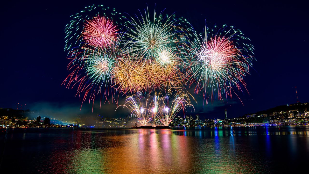 #Seattle #Fireworks Show on 4th of July 2024. #4thofjuly #seafair