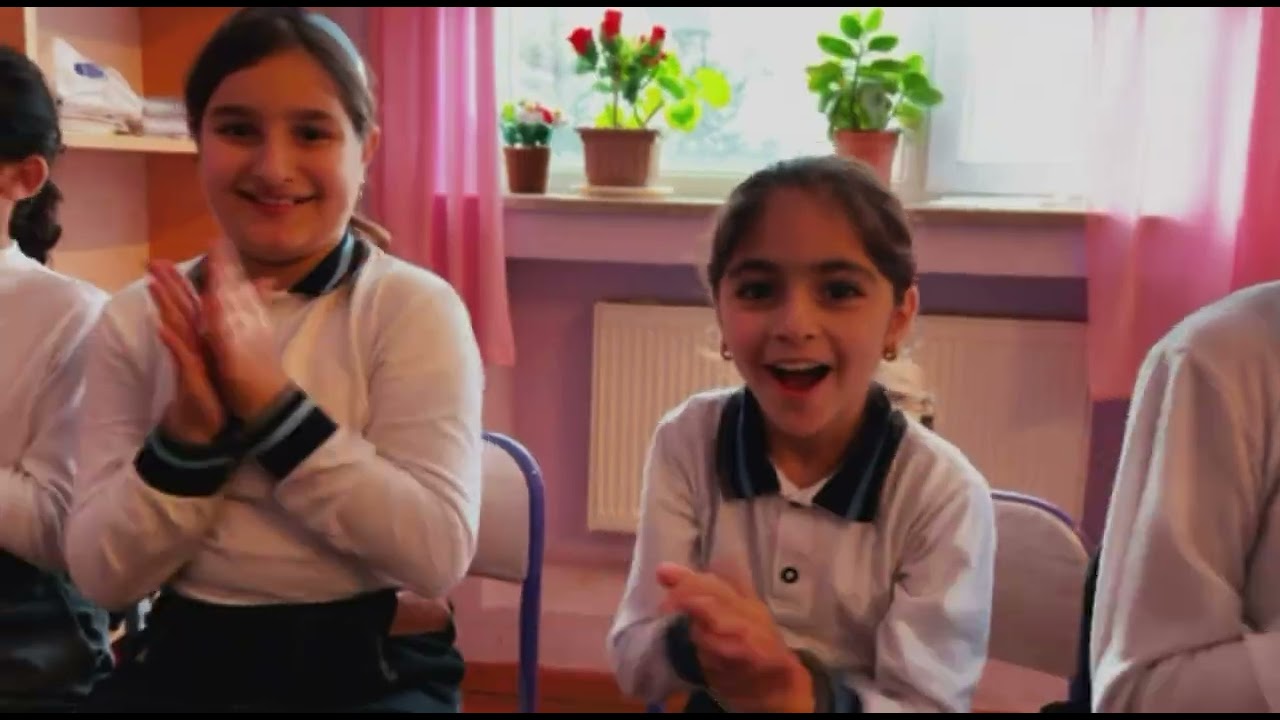 5 dəqiqə fasilədə müəllimlərlə söhbət