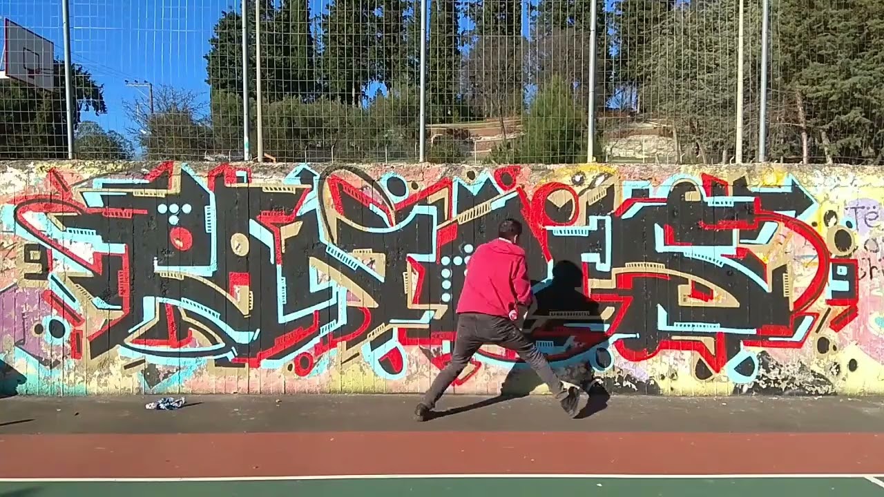 Graffiti Randis99 Greece.