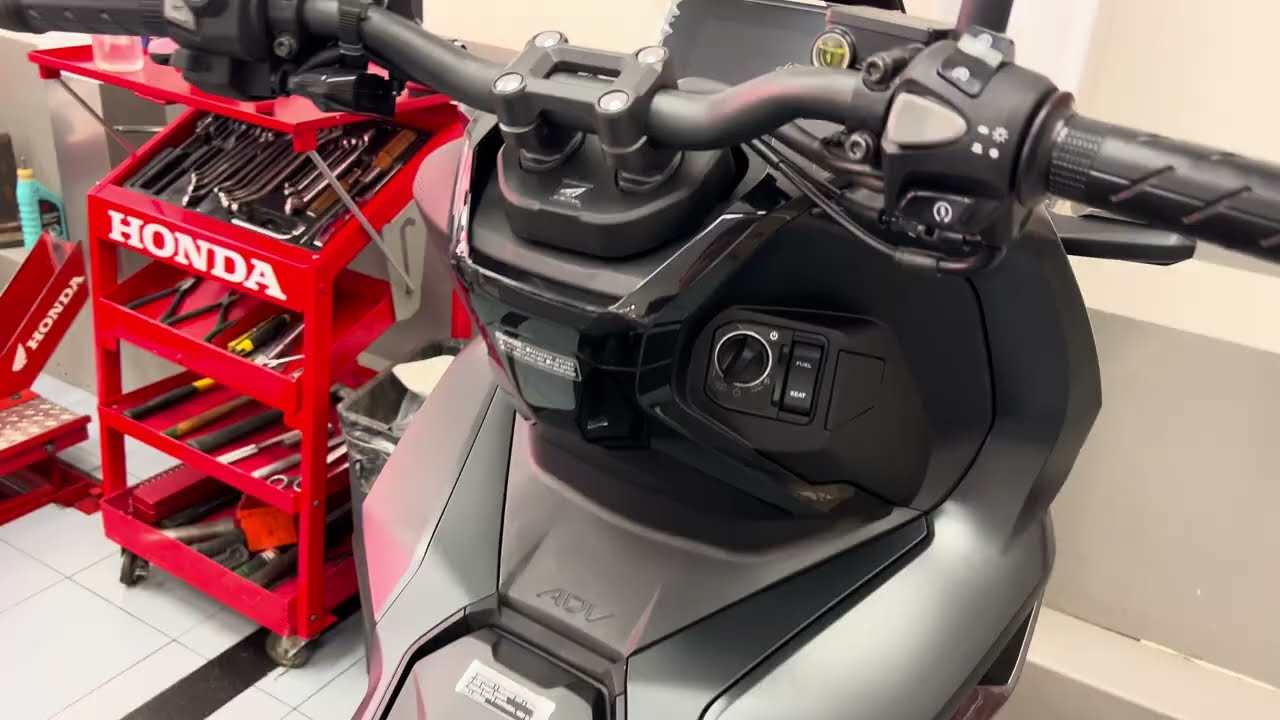 honda adv 160cc 2026 black edition color