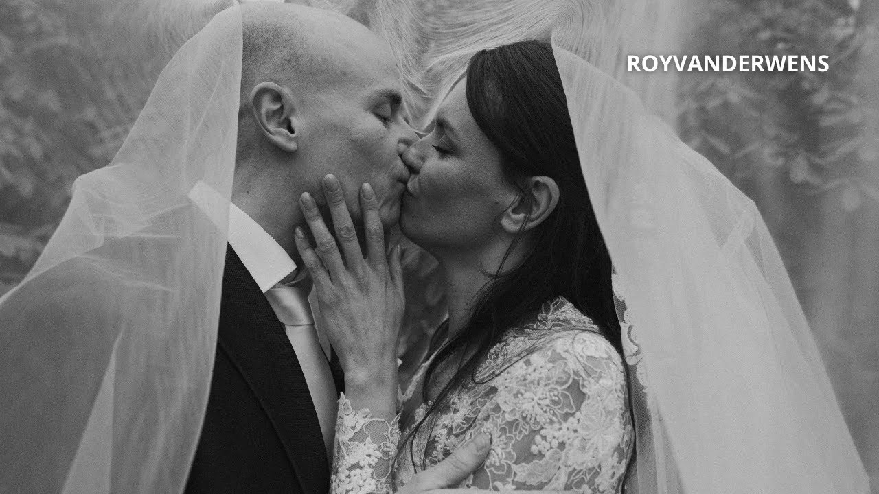 Wedding video of a Christmas-time wedding at Kasteel Geldrop
