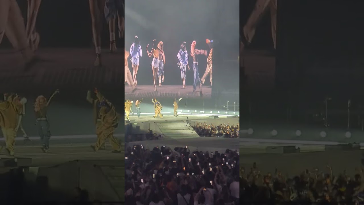 Kendrick Lamar performs 