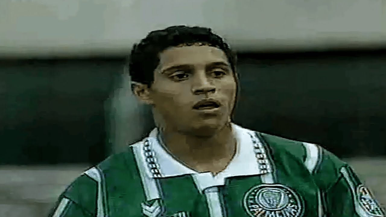 O jovem Roberto Carlos já era um Monstro